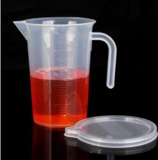 厂家供应透明塑料500ML带盖量杯 1000ML带盖咖啡烘焙计量杯